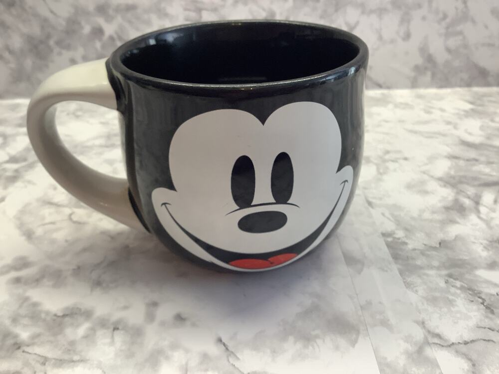 Disney Parks Mickey Mouse Face Timeless Ceramic 16 ounce Mug